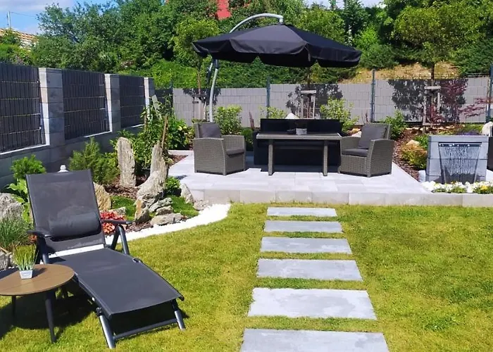 U Podnoza Zamku Apartment