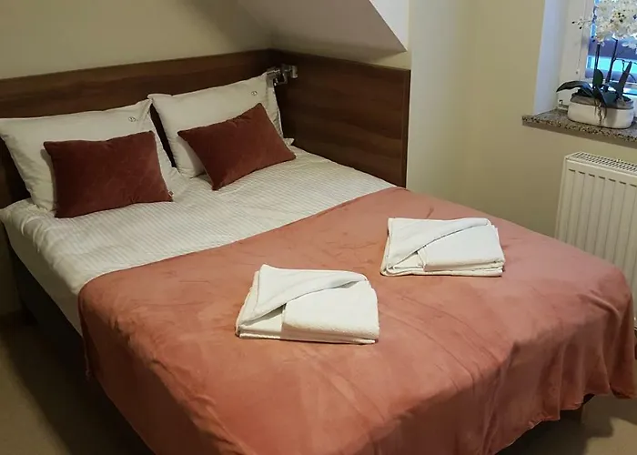 Apartment U Podnoza Zamku Szczytna